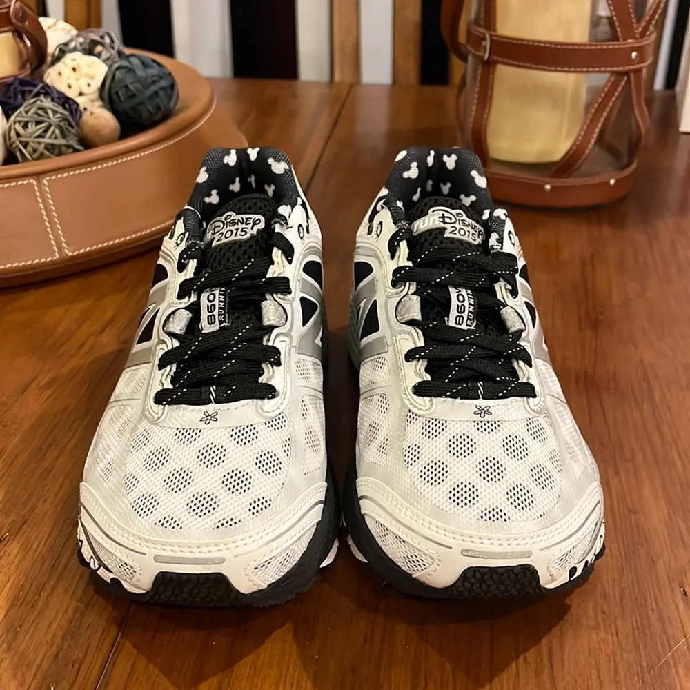 New Balance 860 W860DIS5 Minnie Mouse Run Disney Shoes Sneakers Women’s 5 D Wide